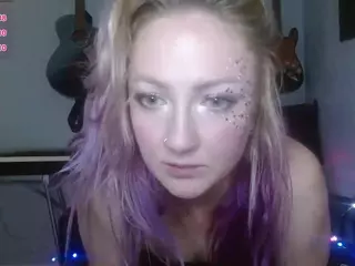 guitarchikk's Live Sex Cam Show