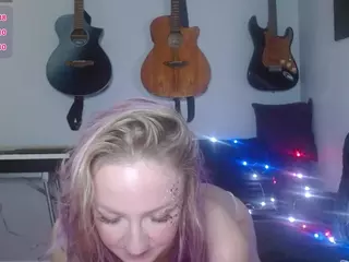 guitarchikk's Live Sex Cam Show