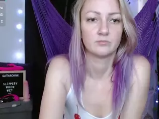 guitarchikk's Live Sex Cam Show