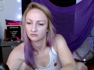 guitarchikk's Live Sex Cam Show