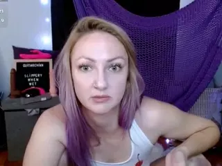 guitarchikk's Live Sex Cam Show