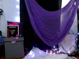 guitarchikk's Live Sex Cam Show