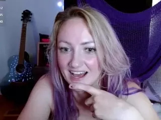 guitarchikk's Live Sex Cam Show