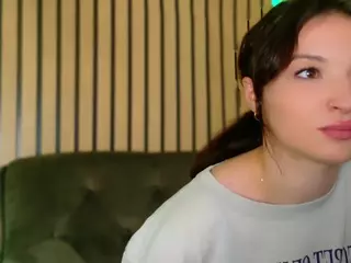 IchTahira's Live Sex Cam Show