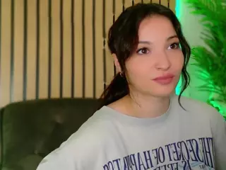 IchTahira's Live Sex Cam Show