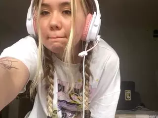 MarianGreaves's Live Sex Cam Show