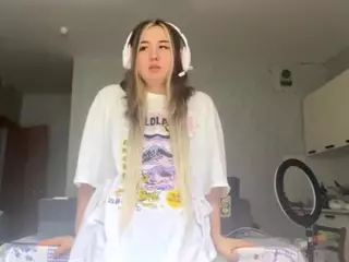 MarianGreaves's Live Sex Cam Show