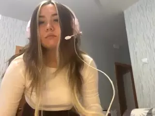 MarianGreaves's Live Sex Cam Show