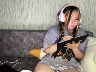 MarianGreaves's Live Sex Cam Show
