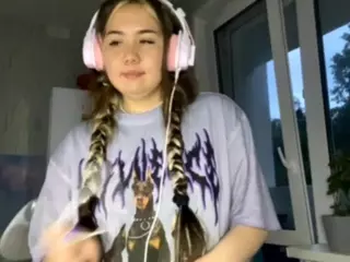 MarianGreaves's Live Sex Cam Show
