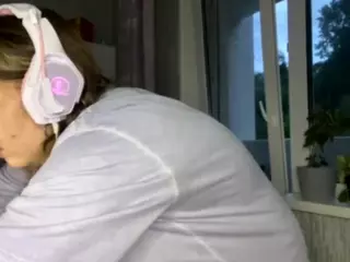MarianGreaves's Live Sex Cam Show
