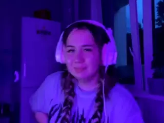 MarianGreaves's Live Sex Cam Show