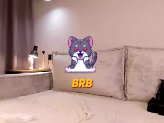 MiraHills's Live Sex Cam Show