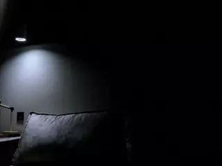 MiraHills's Live Sex Cam Show