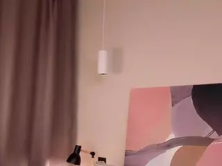 MiraHills's Live Sex Cam Show