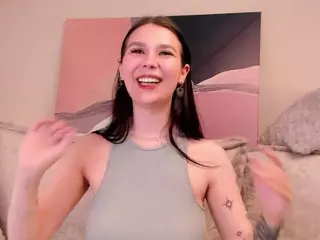 MiraHills's Live Sex Cam Show