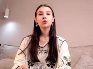 MiraHills's Live Sex Cam Show