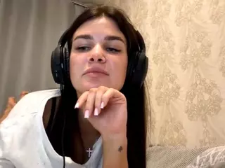 Alisa's Live Sex Cam Show