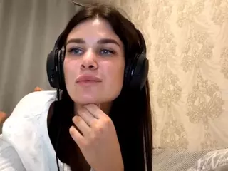Alisa's Live Sex Cam Show