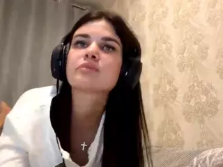Alisa's Live Sex Cam Show