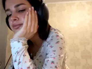 Alisa's Live Sex Cam Show