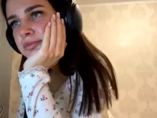 Alisa's Live Sex Cam Show