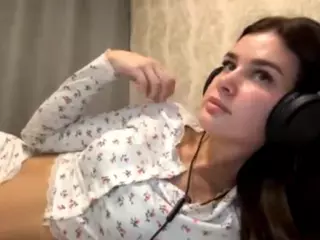 Alisa's Live Sex Cam Show
