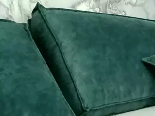 PhilomenaHellums's Live Sex Cam Show