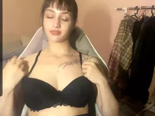 SunnivaCrosier's Live Sex Cam Show