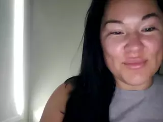 sweetheartgia's Live Sex Cam Show