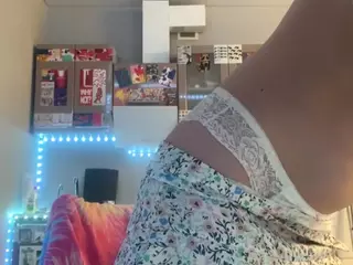 MilaKelsey's Live Sex Cam Show