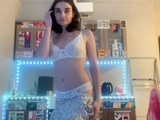 MilaKelsey's Live Sex Cam Show