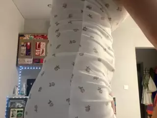 MilaKelsey's Live Sex Cam Show