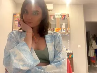 MilaKelsey's Live Sex Cam Show