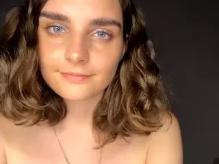 MilaKelsey's Live Sex Cam Show
