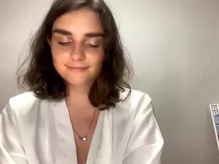 MilaKelsey's Live Sex Cam Show