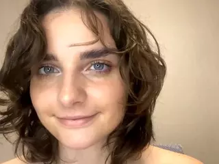 MilaKelsey's Live Sex Cam Show