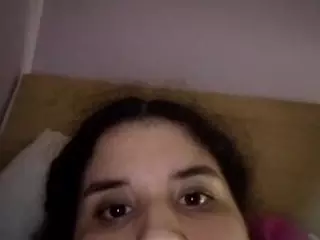 EllyG3's Live Sex Cam Show
