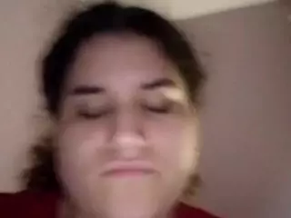 EllyG3's Live Sex Cam Show