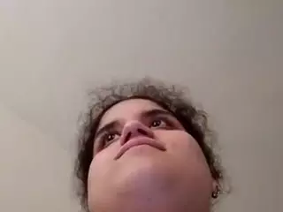 EllyG3's Live Sex Cam Show