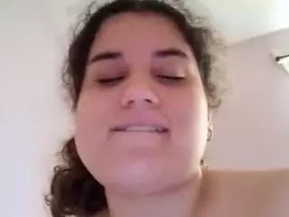 EllyG3's Live Sex Cam Show