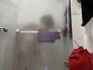 EllyG3's Live Sex Cam Show