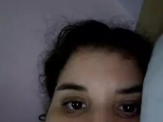 EllyG3's Live Sex Cam Show
