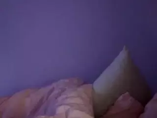 EllyG3's Live Sex Cam Show