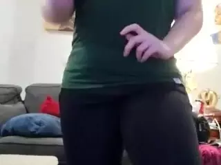 EllyG3's Live Sex Cam Show