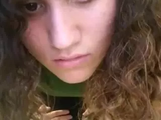 EllyG3's Live Sex Cam Show