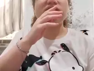 EllyG3's Live Sex Cam Show