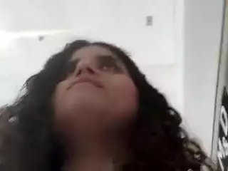 EllyG3's Live Sex Cam Show