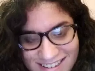 EllyG3's Live Sex Cam Show
