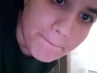 EllyG3's Live Sex Cam Show